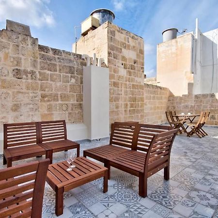 Vallettastay Old Lodge Apartment 3 Bagian luar foto